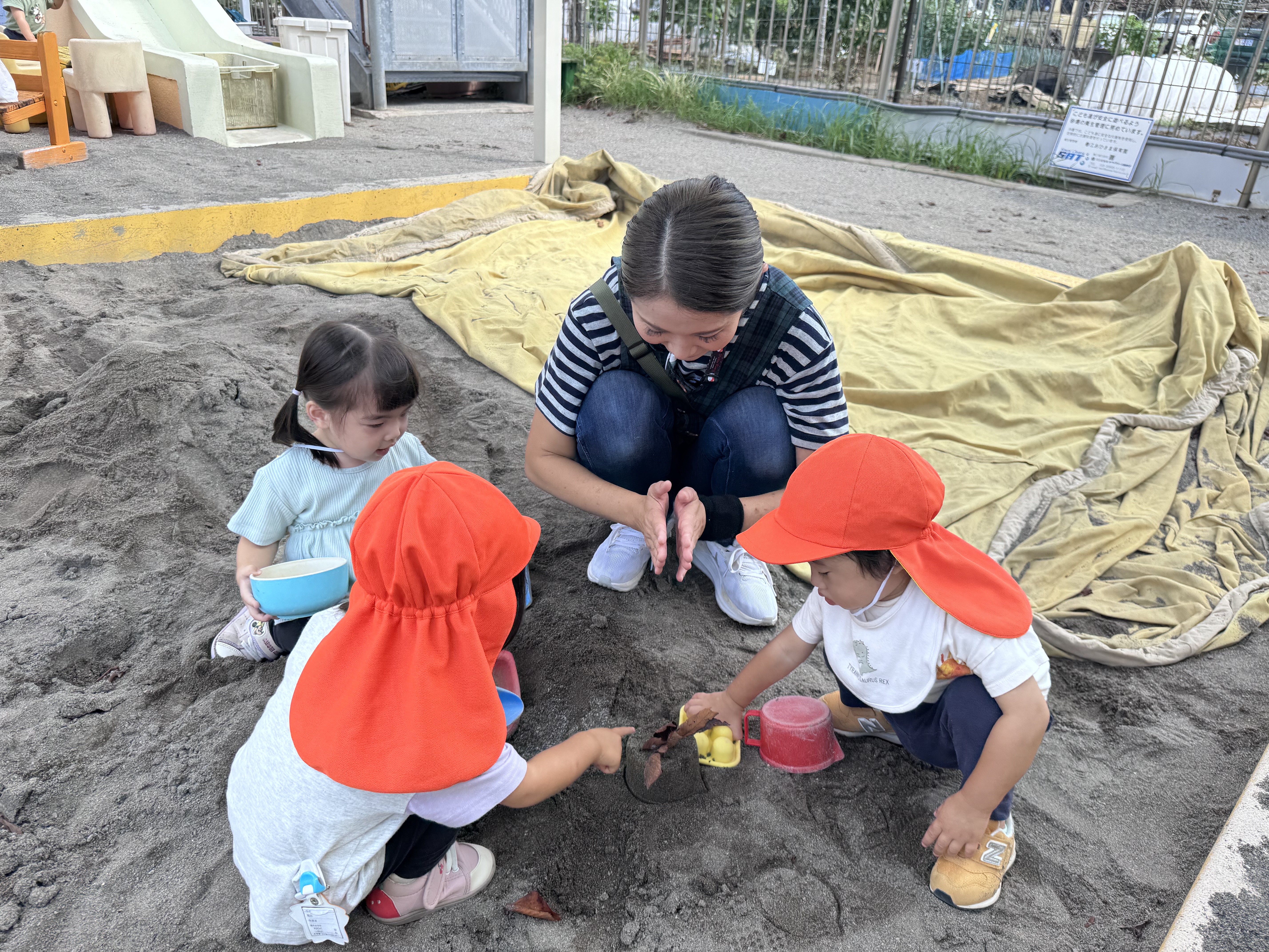 1歳児　園庭 (3).jpg