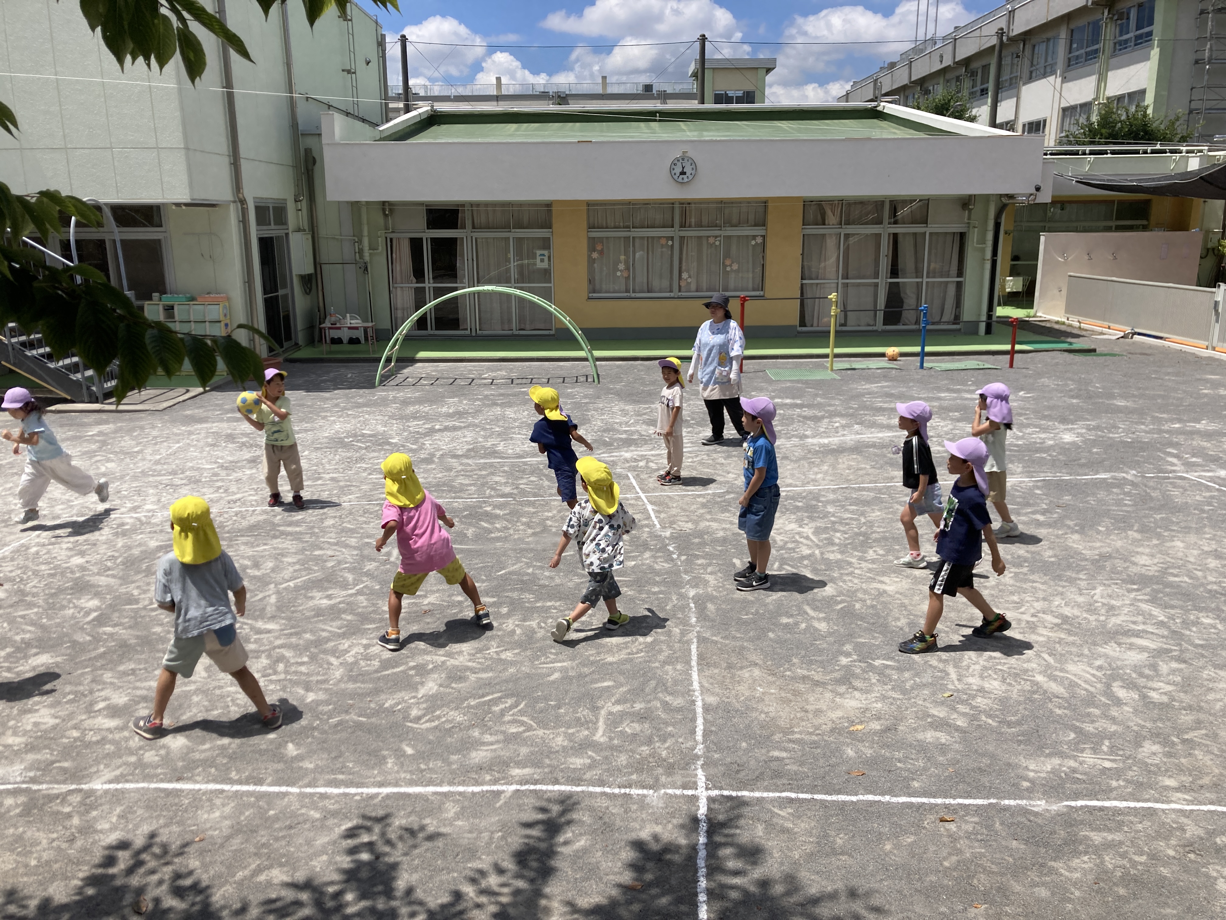 5歳児　園庭３.JPG