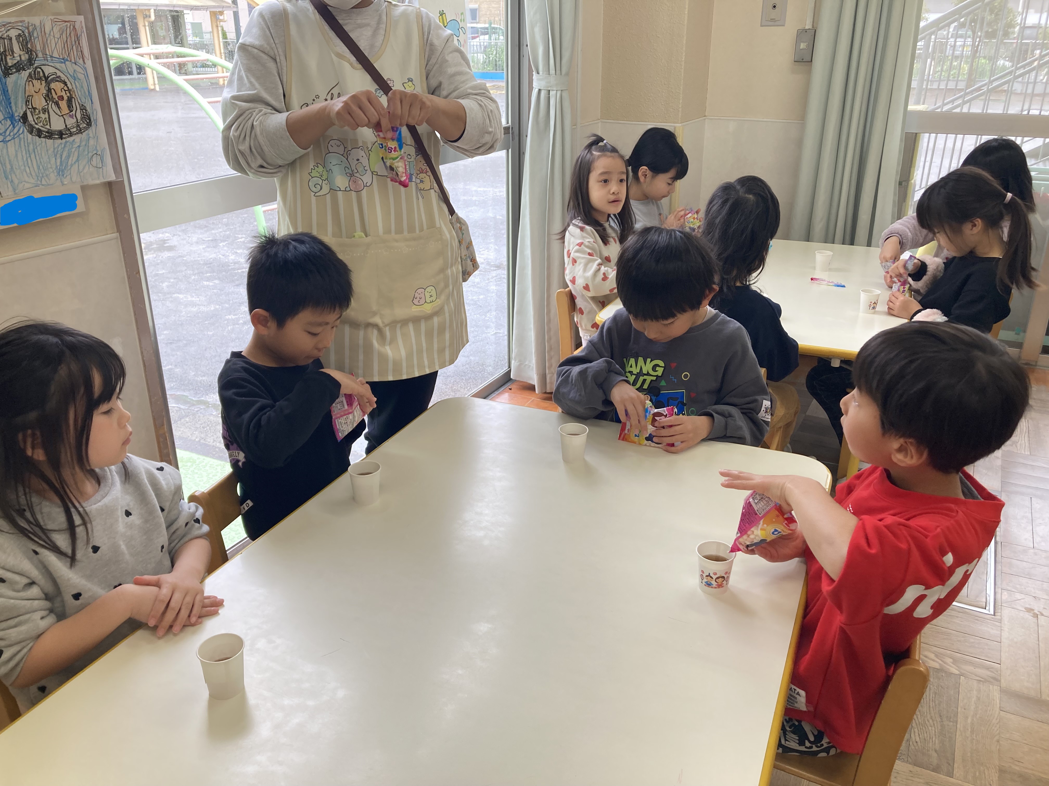 5歳お茶会様子3.JPG