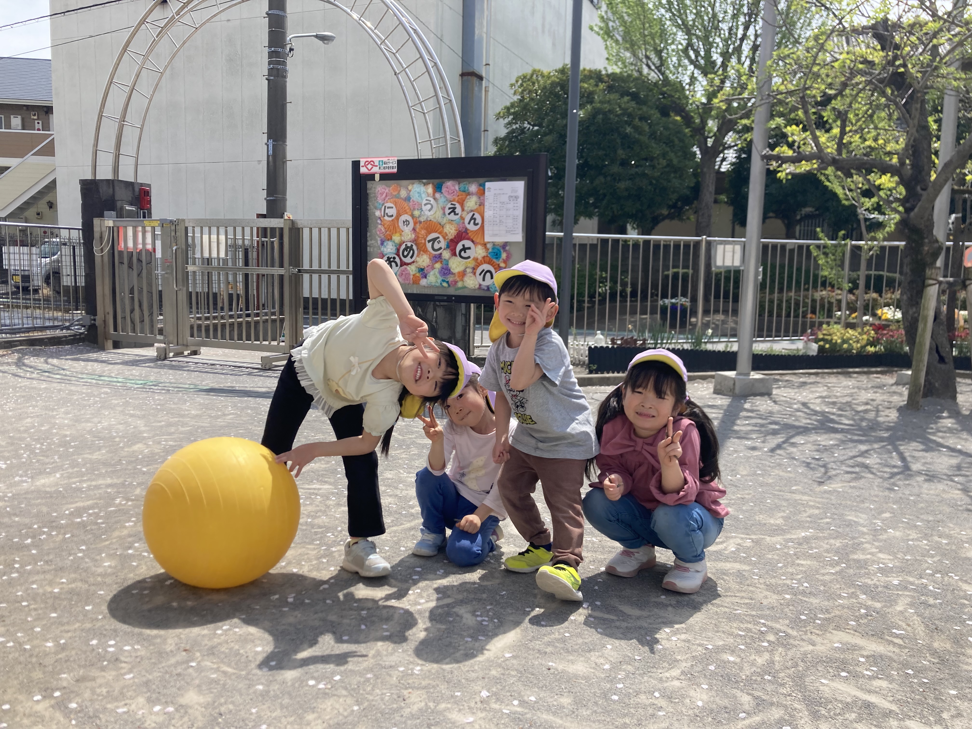 5歳児　園庭２.JPG