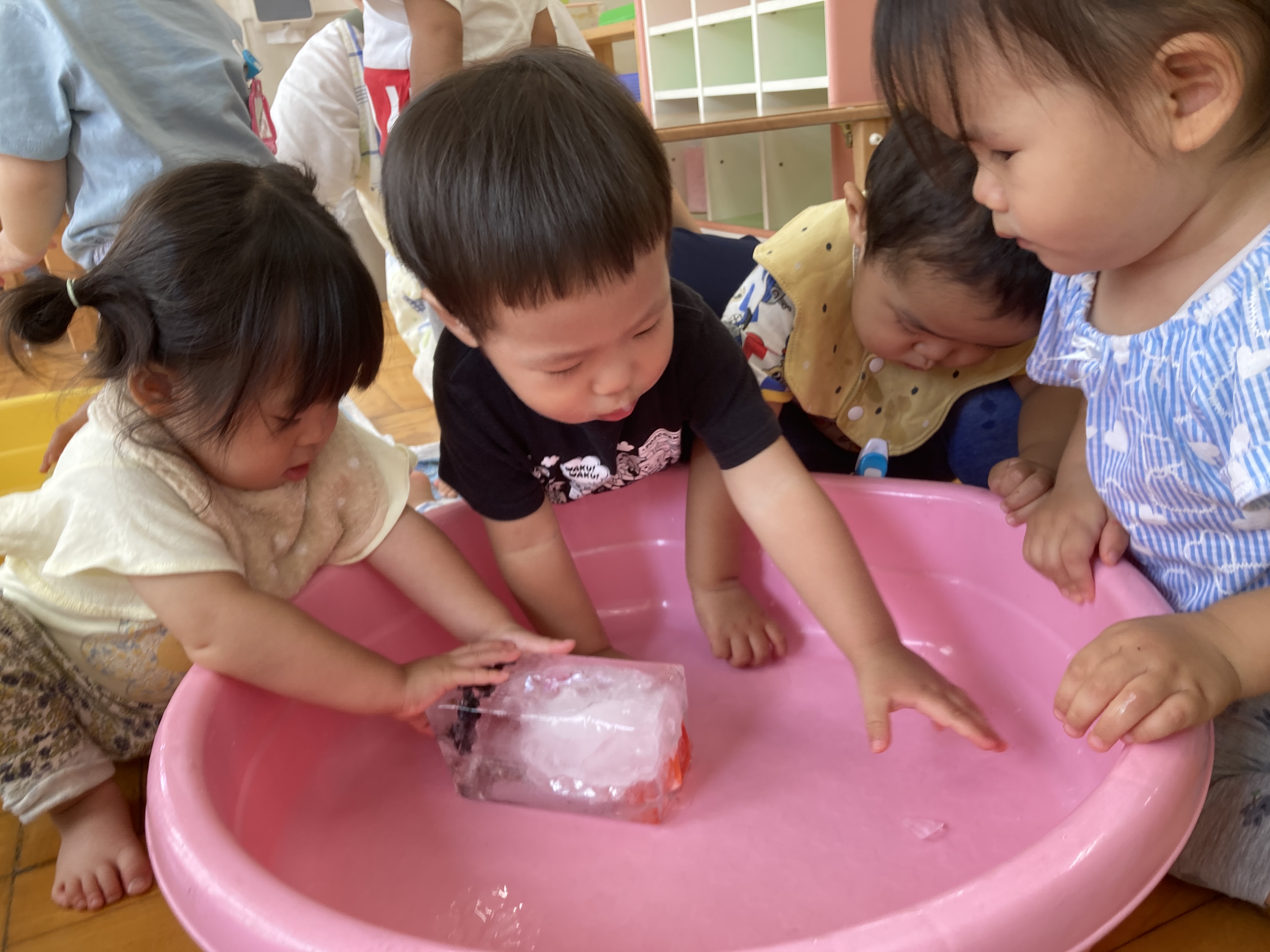 氷遊び.JPG