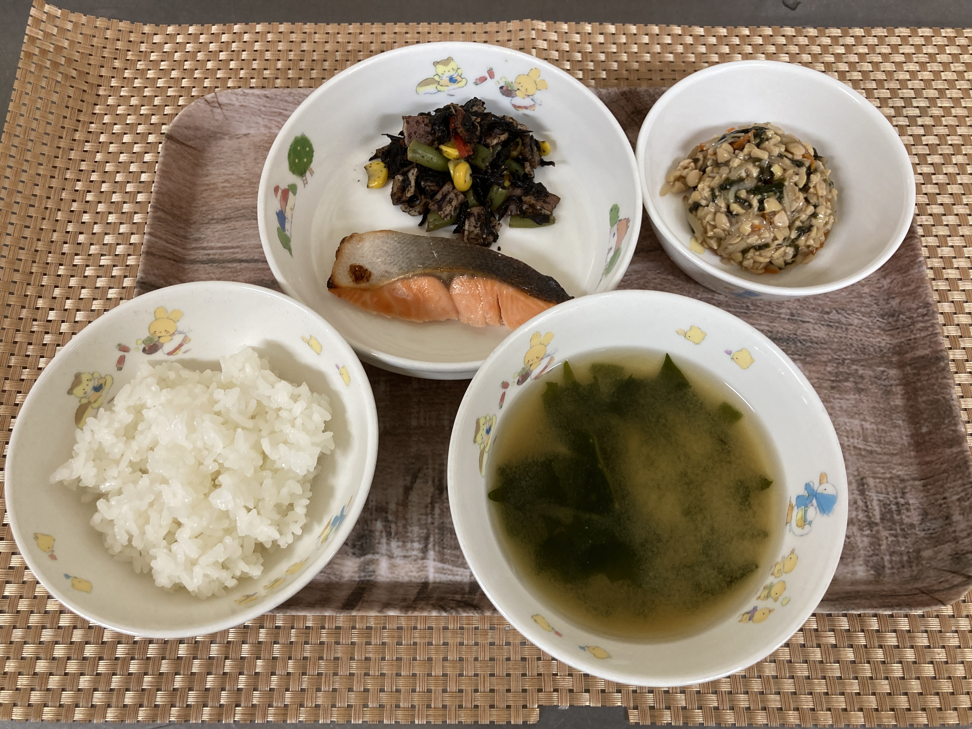 今日の給食.JPG