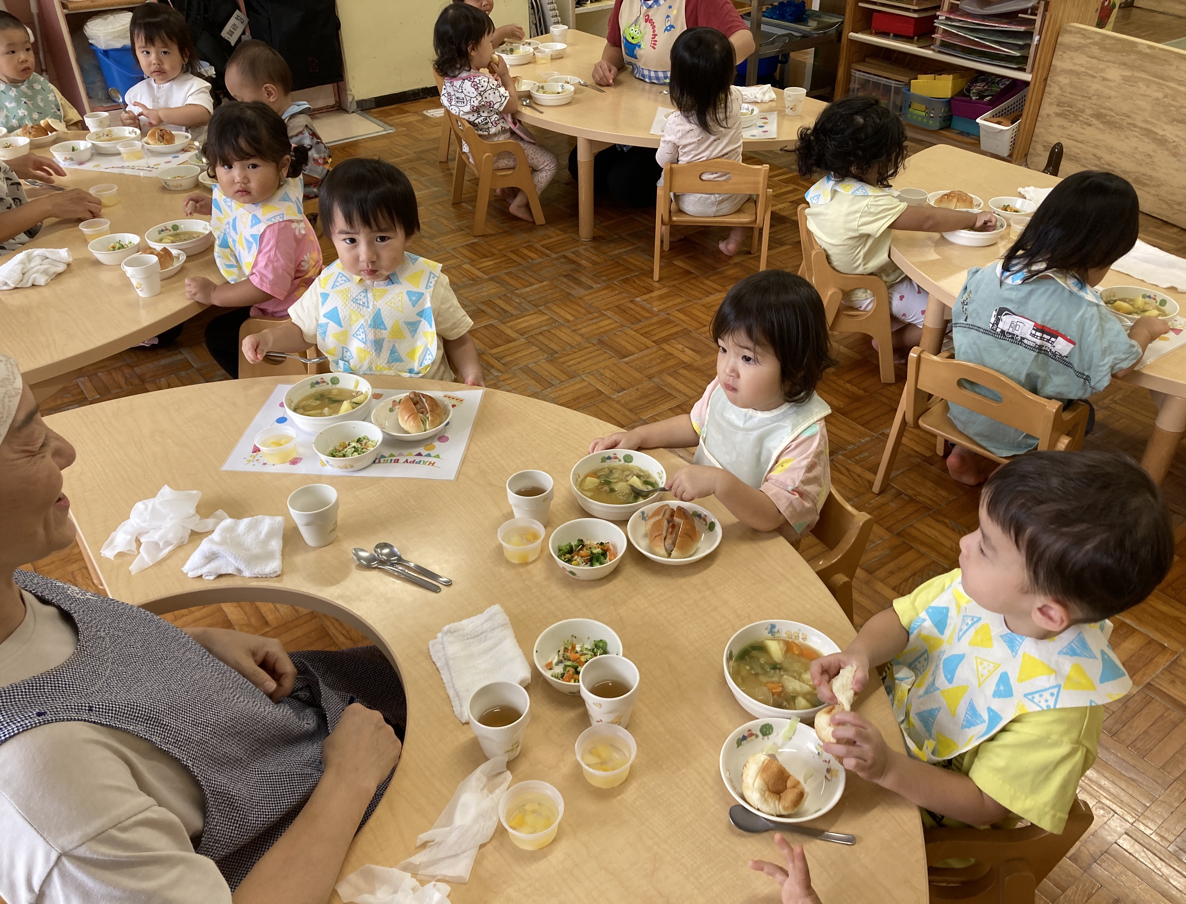 ひよこ給食.JPG